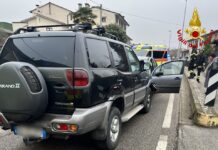 Vigili del Fuoco. Incidenti stradali a Nove e Chiampo. Ad Arzignano soccorso un uomo caduto nel torrente vigili del fuoco intervento per frontale a Nove
