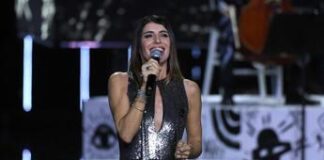 X Factor 2024, la finale in Piazza Plebiscito: dove vederla, ospiti e chi sono i finalisti