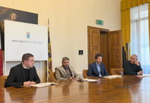 Ponte di Debba e bretella di connessione all’autostrada: avanti veloci. Sottoscritto l’accordo per il progetto preliminare della bretella Riviera Berica, i firmatari dell'accordo: da sinistra Zennaro, Nardin, Spiller e Marangon