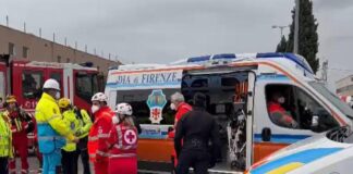 Esplosione a Calenzano, morti e feriti. Il momento del boato, i danni, la paura calenzano