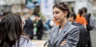 Cecilia Sala è libera, giornalista sta tornando in Italia cecilia sala