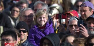 Dal messaggio Urbi et Orbi alla solidarietà di Sant’Egidio: il Natale del Vaticano tra appelli alla pace e iniziative di speranza Natale del Vaticano: il messaggio Urbi et orbi di papa Francesco