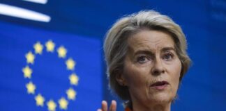 Migranti, von der Leyen: “Discutiamo hub rimpatri in Paesi extra Ue” migranti