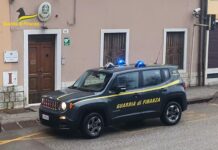 Guardia di Finanza scopre 10 lavoratori irregolari tra cui due minori in locale di Enego. Maximulta e attività sospesa la guardia di finanza di Asiago ha scoperto lavoratori irregolari a Enego