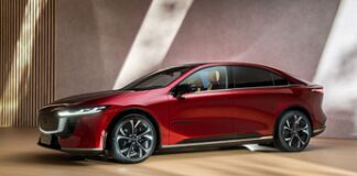 A Bruxelles presentata la Mazda 6e, l’ammiraglia ora è elettrica