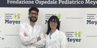 Bimba ingoia pila, salvata grazie a sinergia Meyer Firenze-Ospedale cuore Massa