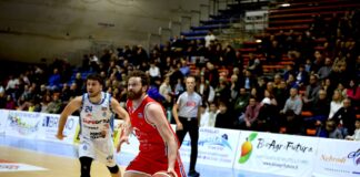 Basket maschile Serie B: Civitus Vicenza cede 84 – 77 a Capo d’Orlando ma salva differenza canestri nella lotta per vertice Civitus Vicenza a Capo d'Orlando