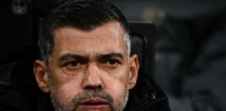 Conceiçao, gaffe in conferenza stampa del Milan: “Mio figlio a letto con un amico? Lui è veramente un uomo”