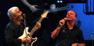 Da Gigi D’Alessio a Mario Biondi, il ricordo di Pino Daniele a 10 anni dalla morte