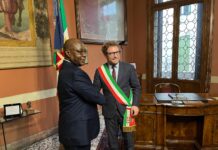Delegazione congolese, in città per Vicenzaoro January, fa visita a Palazzo Trissino Il sindaco Possamai e il vice Ministro della Repubblica Democratica del Congo Godard