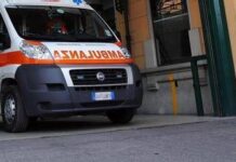 Imperia, cade dal balcone per sfuggire al marito. Il giudice: “Si prostituiva, non è femminicidio”