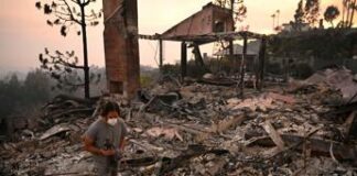 Incendio a Los Angeles, Biden: “Una scena di guerra”. Danni stimati in 150 miliardi