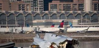 Incidente aereo Washington, i primi dati dell’inchiesta: elicottero volava troppo alto