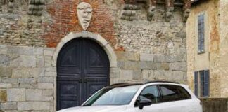 Leapmotor C10 REEV al Salone dell’Automobile di Bruxelles