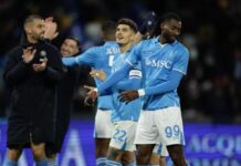 Napoli-Verona 2-0, Conte prova la fuga