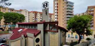 Neonato morto in culla termica a Bari, parroco e manutentore indagati per omicidio colposo