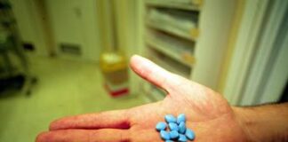 Pillole del sesso, mercato senza crisi in Italia: 17 milioni di farmaci assunti ogni anno