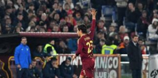 Roma-Lazio, Dybala e lo sfottò a fine partita – Video