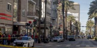 Strage New Orleans, auto su folla. Killer ucciso, caccia ai complici