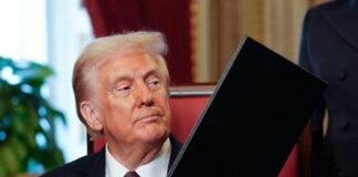 Trump, primo stop ai migranti nel giorno dell’insediamento: bloccata app