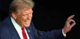 Usa, Trump limita assistenza medica a minori che vogliono cambiare sesso
