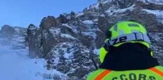 Valanga sulle Dolomiti bellunesi, le squadre del Soccorso alpino di Cortina e limitrofe cercano persone coinvolte