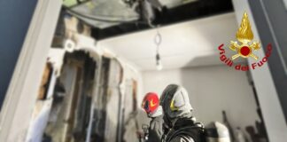 Vigili del fuoco a Salcedo: principio d’incendio in una casa in legno, abitazione dichiarata inagibile Vigili del fuoco a Salcedo