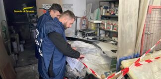 Marano Vicentino, Guardia di Finanza scopre rifiuti e lavoratore in nero in una carrozzeria marano vicentino carrozzeria rifiuti nero