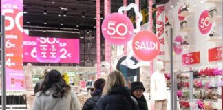 Saldi invernali al via oggi, partenza in Val d’Aosta: dal 4 in tutta Italia Saldi invernali 2025