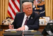 TikTok, Trump emette un ordine esecutivo per sospendere il ban tiktok trump