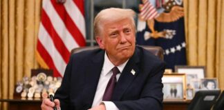 TikTok, Trump emette un ordine esecutivo per sospendere il ban tiktok trump