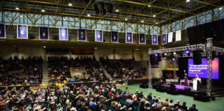 Il vescovo Giuliano istituisce i primi lettori e accolita durante l’Assemblea Diocesana di Schio Vescovo Giuliano istituisce i primi lettori e una accolita