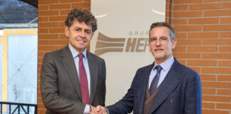 Trattamento dei rifiuti industriali, il Gruppo Hera acquisisce Ambiente Energia di Schio dal Gruppo Marzotto Gruppo Hera acquisisce Ambiente Energia srl di Schio stretta di mano tra Favrin e Marzotto