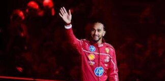 Ferrari, Hamilton e le prime parole in italiano: “Sono emozionato, sto imparando”