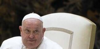 Papa Francesco ancora con la bronchite, come sta