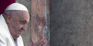 Papa Francesco, gli esperti: “Terapie funzionano, verso evoluzione favorevole della polmonite”