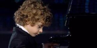 Sanremo 2025, Alessandro Gervasi: chi è il piccolo attore pianista prodigio
