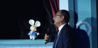 Sanremo 2025, i duetti: dalla magia Lucio Corsi-Topo Gigio all’enigma in barre di Fedez