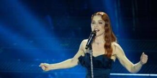 Sanremo 2025, l’urlo per Noemi prima dell’esibizione: “Ha segnato pure Celik”