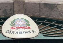 Sesso in pieno centro a Gazoldo degli Ippoliti, testimoni mandano video a carabinieri: coppia denunciata
