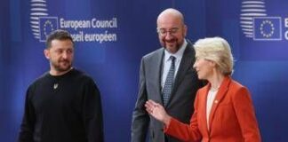 Ucraina, Ue con Zelensky: “È democrazia, Russia no”