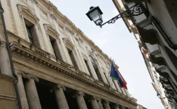 “Autunno e inverno nei quartieri”, il Comune di Vicenza apre il bando finanziamenti europei aumento Irpef Vicenza famiglie fragili revisori firme false autunno