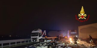 Tamponamento tra due camion in A4 nel Vicentino: un ferito tamponamento camion a4 montebello vicentino san bonifiacio