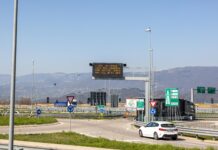 Pedemontana, sconti per il traffico locale. Zaia: “Regione vicina ai cittadini”. Critiche le opposizioni: “Operazione di facciata” spv superstrada pedemontana veneta da lunedì sconti per i veicoli di classe A rete autostradale veneta