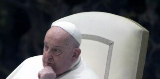 Sciolta la progonosi per il Papa ma proseguirà la terapia in ospedale