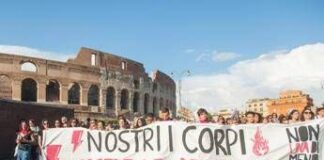 8 marzo, oggi marea fucsia nelle piazze di oltre 60 città: “Lotto, boicotto, sciopero”