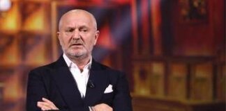 Andrea Pucci, malore durante lo spettacolo a Forlì: “Non mi sento bene”