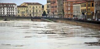 Maltempo, a Firenze livello dell’Arno in lenta discesa. In Toscana 430 interventi dei Vigili del Fuoco in 24 ore