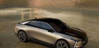 DS N°8: al via gli ordini in Italia per il SUV Elettrico da 750 km