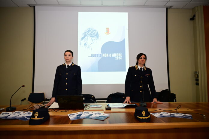DSC_2860 Questo non è amore campagna della Polizia di Stato all'istituto San Gaetano